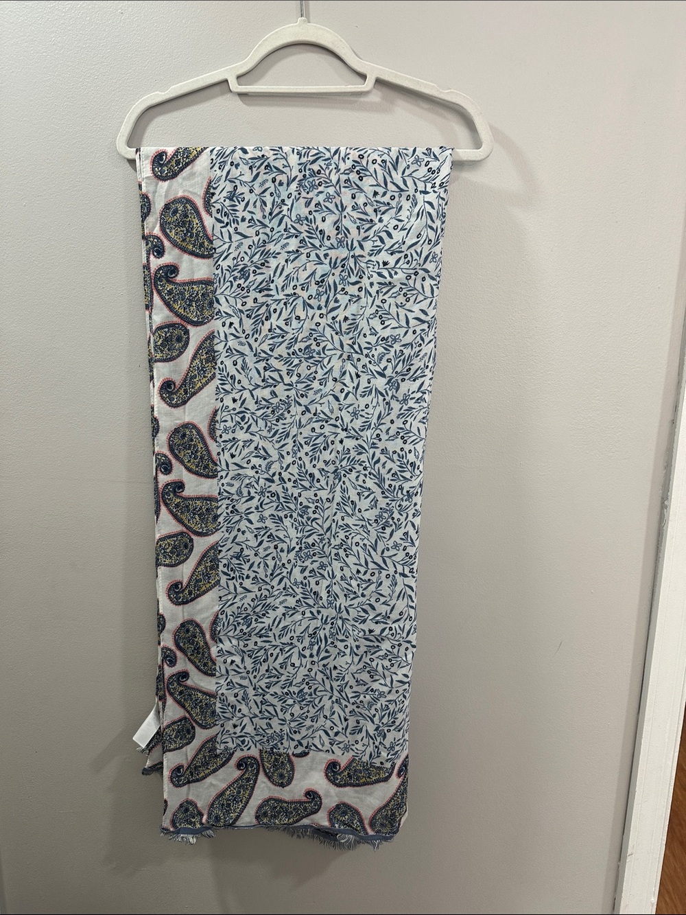 Blue Floral Paisley Women's Scarf